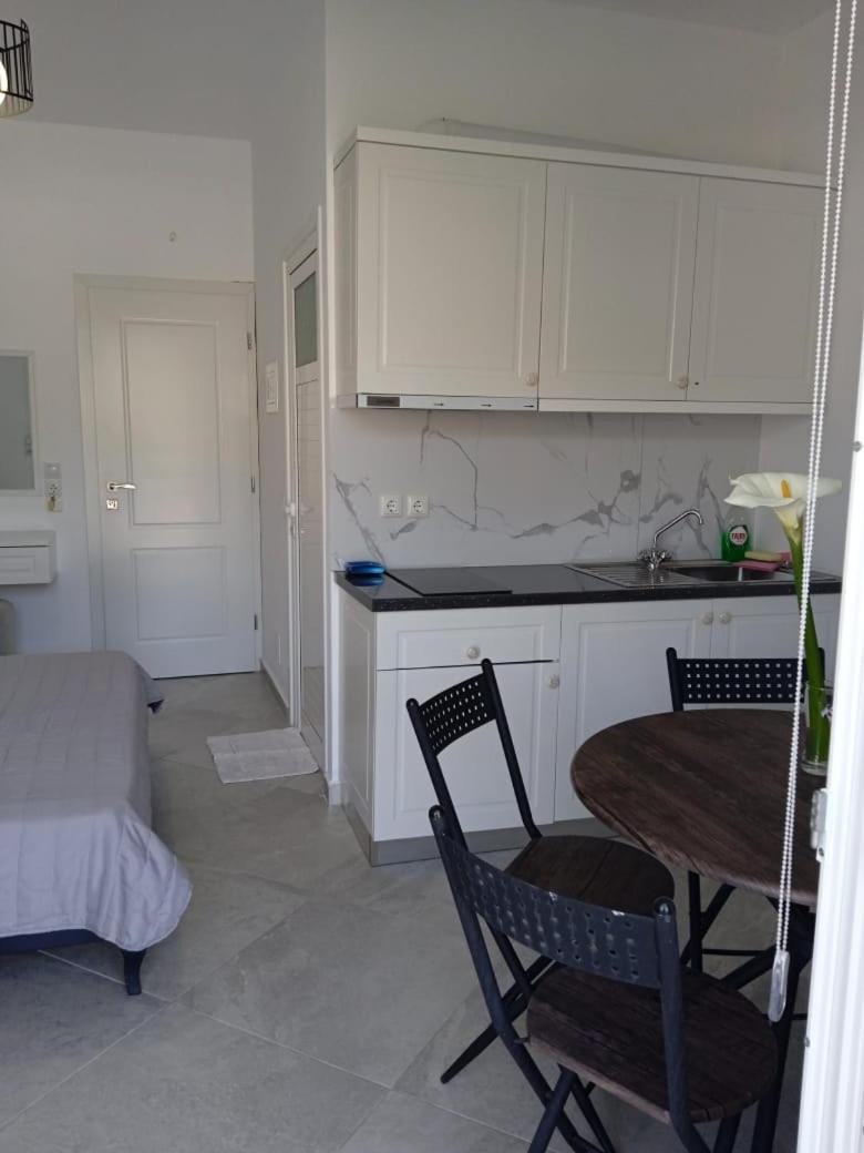 Mariana Apartments Sarandë Rom bilde